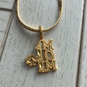 Gold #1 Mom Pendant Necklace